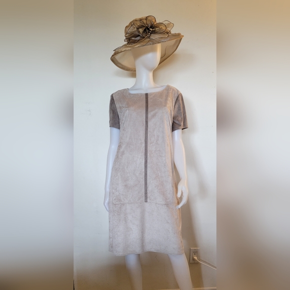 Tuzzi Nero Dresses & Skirts - TUZZI VELVETY DRESS SIZE 16